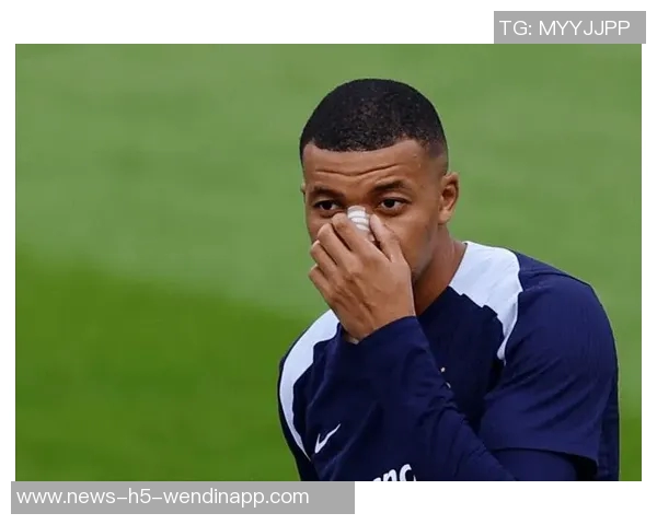 姆巴佩因伤退队引发争议罗滕直言队友对特殊待遇感到厌倦